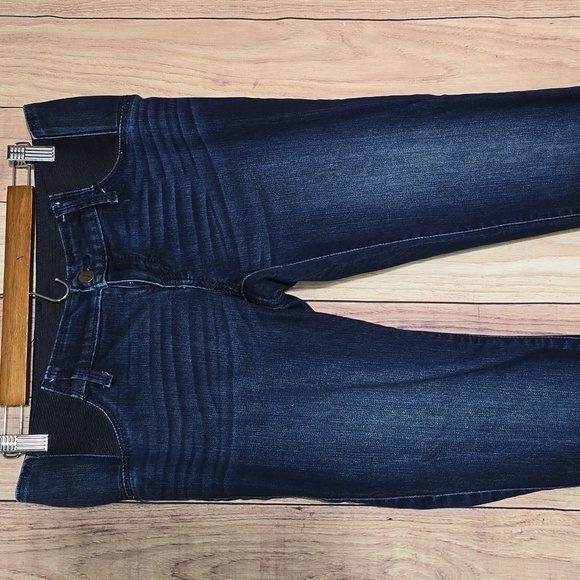 Isabella  Maternity Skinny Dark Wash Maternity Jeans Size 4 - Picture 4 of 8